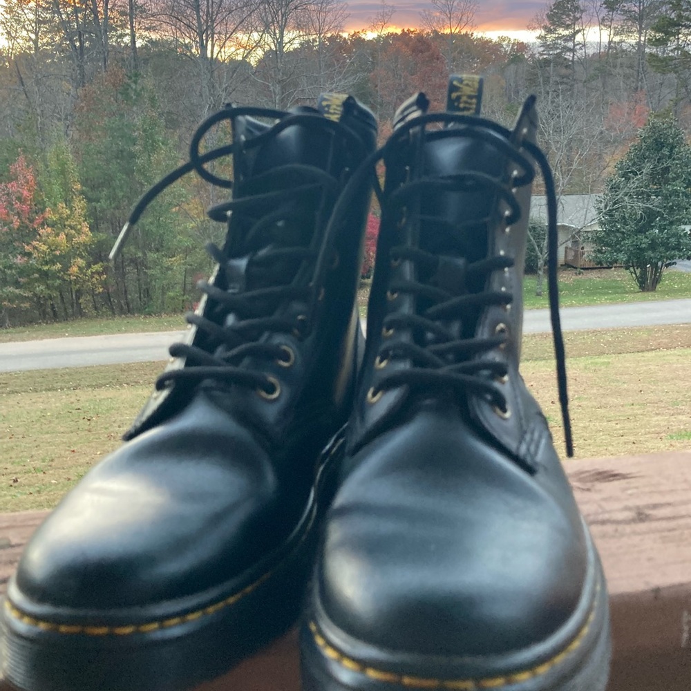 Dr. Marten boots. Size 5UK, 7USL, 6USM , 38Euro. Boots.Dr. Martens Zavala.